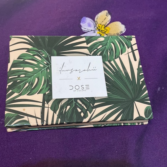 Like NEW Dose of colors eyeshadow - Picture 2 of 2